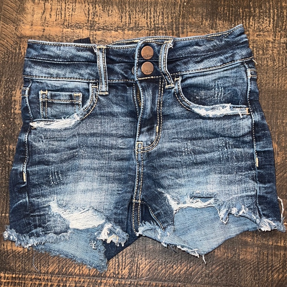 BKE youth shorts